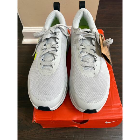NIKE MEN'S PROMINA SIZE 10.5 NWIB - Picture 1 of 5